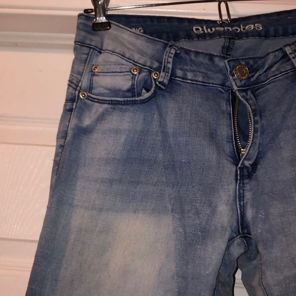 (Kind of acid wash?) jeans, booty lift!! - Picture 2 of 3